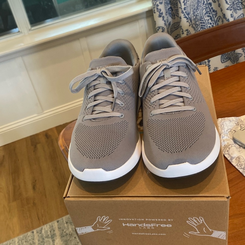 Kizik Lima shoes in gray- size 12